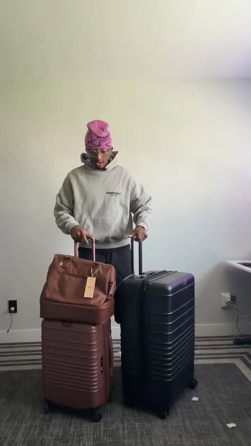 Let’s see what Brazil is all about!🇧🇷 

I am excited and nervous all at the same time but IM READY! The one thing I am not excited about is long the flight…

For my travel people, give me some game on how to make this trip the best as possible 🙏🏽💯

#travelcreator #traveling #travelingadventures #braziltravel #internationaltravel