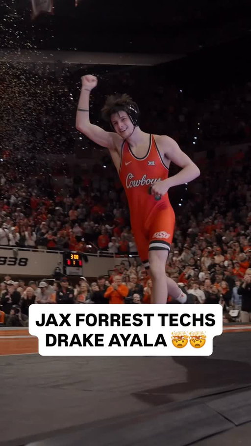 Jax Forrest goes out and TECHS 2-time NCAA finalist Drake Ayala! 🤯🤯