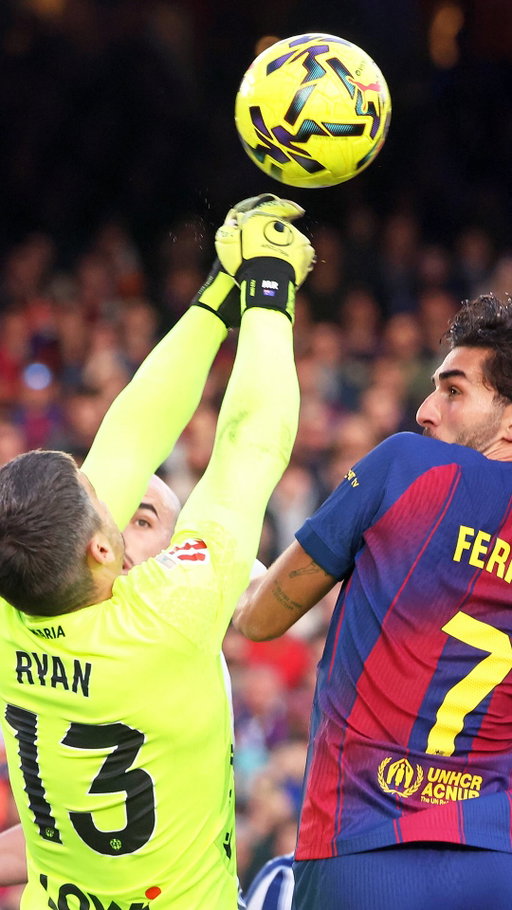 Maty Ryan produced this outrageous double save against Barcelona in LaLiga this morning! 😳🧤💪

The Socceroos captain is having a strong individual season in the Spanish top flight 🇪🇸🔝👏

🎥 LaLiga

#SocceroosAbroad