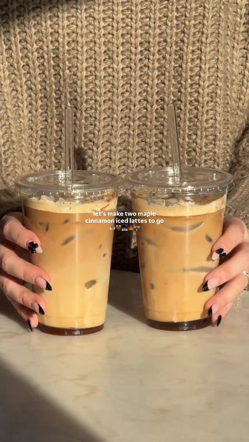maple all year round 🍁☕️

details:
- ice
- sparkly maple syrup @runamokmaple 
- cinnamon
- whole milk
- single shot in each

#coffee #icedcoffee #homecafe #9to5 #9to5life