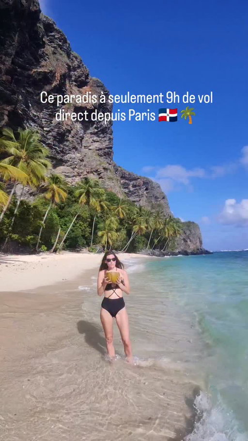 Ce paradis à seulement 9h de vol direct depuis Paris avec Air Caraïbes 🇩🇴🌴

Est-ce que vous imaginiez la République dominicaine aussi incroyable et diversifiée ?

Quand on parle de République Dominicaine on pense directement à Punta Cana, alors que ce pays abrite aussi ce bijou : la péninsule de Samanà 🥹

C'est vraiment une destination qui allie tout ce qu'on aime et qui rend un voyage inoubliable ! Des paysages magnifiques, des habitants accueillants et chaleureux et une faune incroyable avec les baleines de janvier à mars. En plus on peut facilement se retrouver seuls sur certaines plages paradisiaques le matin 😍

Vous l'avez déjà compris, nous avons été conquis par la destination de Samanà encore préservée et authentique et on vous la conseille chaudement 🌴🇩🇴

Ça vous tente ? 😍

@aircaraibes propose des vols directs Orly-Samanà alors n'hésitez pas ☀️

#republicadominicana🇩🇴 #aircaraibes #samana #repdom #travelfamily