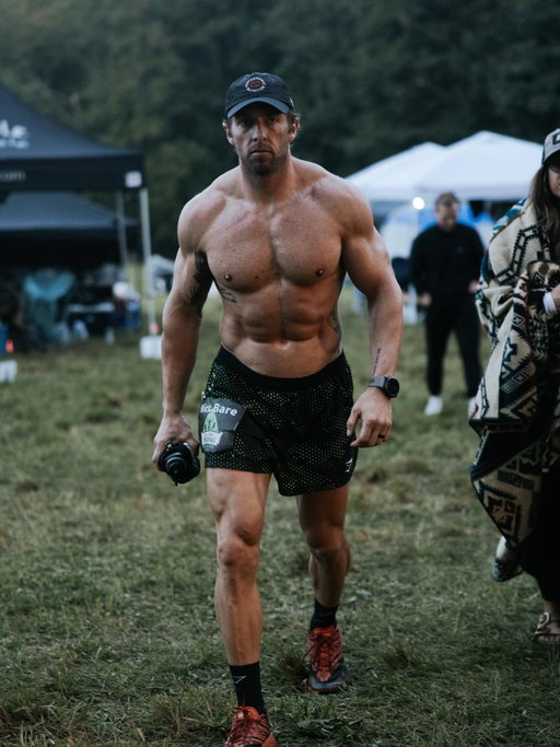 In 2023 I ran my first ever “Last Man Standing” style ultra at @lastmanultra in Pineland Farms, Maine.

That inspired last years “Go One More Ultra” at @bareranch and in a few weeks we will be hosting year 2 ⚡️

On April 10th the runners from around the world will toe the line to see who is the last one standing.

4.2 miles, every hour on the hour…

@bpnsupps