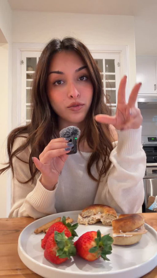 I love pouring into me and my health needs w/ a registered dietitian who just gets ittttt. @usenourish is worth every minute of time you give it. more info at the link in my bio 😌 #nourishpartner