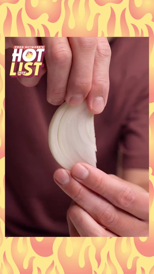 Does it matter how you slice an onion? 🧅 @michaeltchao says YES. 

Come back tomorrow to get to know our final 2026 Hot Lister 🔥 #FNHotList
