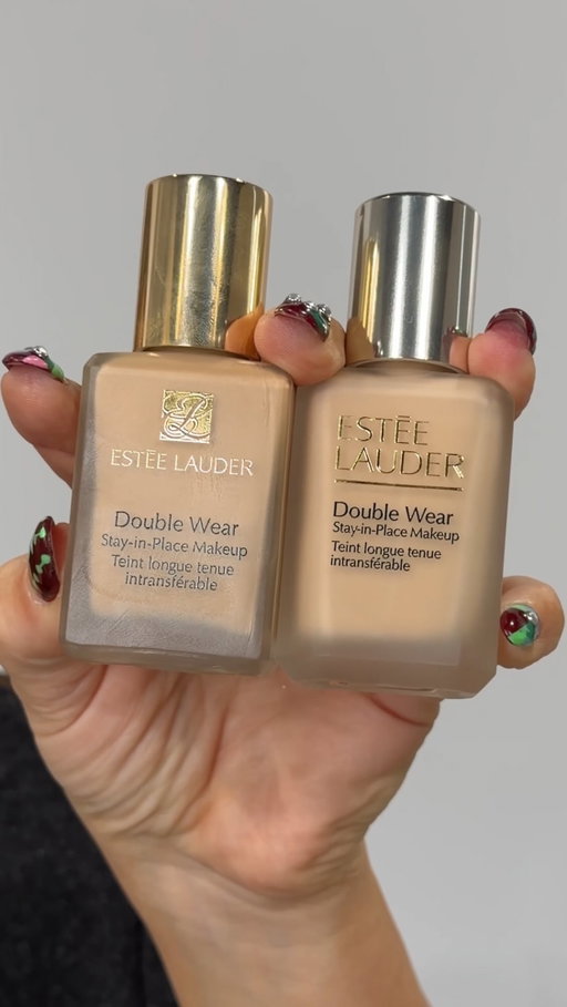 NEW VS ORIGINAL EVALUATION 👀 As we all probably know by now, @esteelauder reformulated their iconic Double Wear Stay in Place Foundation after 30 years of it remaining untouched. We got so many requests asking for a side by side eval of the original vs. the new formula, so after months of secretly evaluating her, here’s what stood out to me as a product developer myself. If you’re an OG Double Wear lover, the biggest differences to me was that the new formula takes two layers to reach the same full coverage the original gave in one. And because she now has more skincare built in, she’s no longer that bone-dry matte the original was. She’s still matte, BUT with a softer finish that leaves a subtle sheen as she settles throughout the day. On my skin, with my personal foundation preferences, I see this as a big upgrade. Mostly because it feels more modern and moves with your skin versus just settling on top and getting patchy. But what do you all think? And don’t worry, in our next video we’re answering the most asked question of all: does she still wear as long and truly live up to her name? Stay tuned…
#makeupreview #foundation #beautyindustry