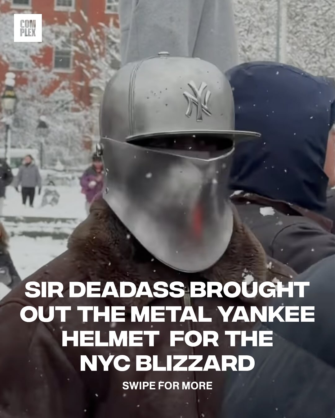 Sir Deadass - Knight of the 5 Boroughs pulled up to the NYC snowball fight ☃️🤣

Take a closer look at the custom Yankee metal helmet designed by @_mashkowilldo_ 

Slide 2 🎥: @yerr.nyc 
Slide 3 🎥: @newyorknico 
Slide 8-11: @_mashkowilldo_ / @_mashkow_