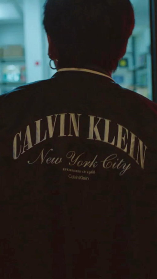@mnijungkook in 90s denim. Baggy, relaxed or straight. Effortless all season.

Discover the spring campaign on CalvinKlein.com