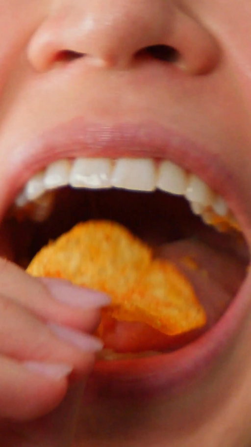 CRUNCH.

This is what better sounds like.

We took the classics and made them better. Smash Kitchen chips are officially here, made with real potatoes, real corn, and ingredients you actually recognize.

Turn the sound on. Grab a bag at @Walmart.
