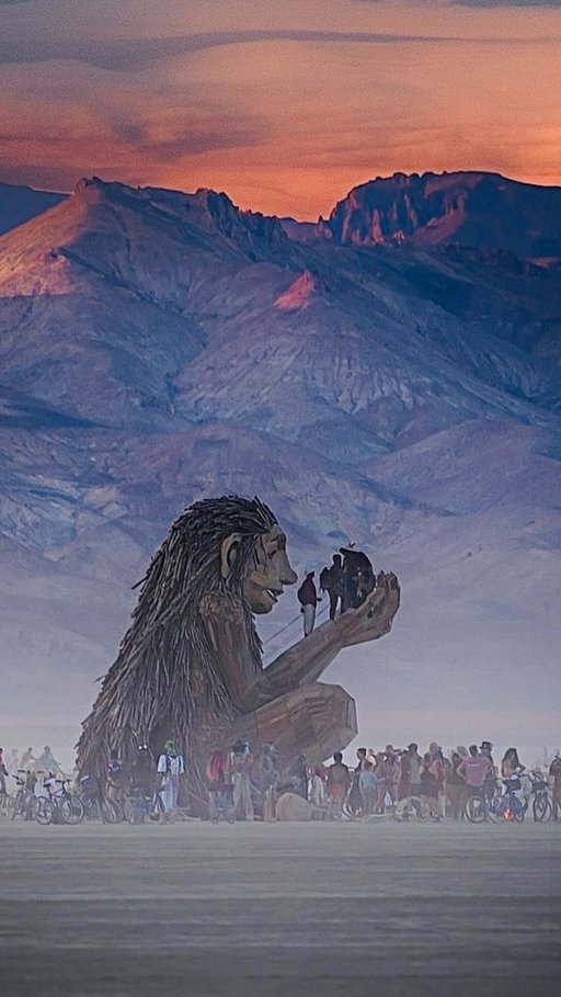 🎥 Watch the struggles(fun, amazing and celebratory struggles!) of making Rose Wonders come to life at Burning Man. 

The short documentary is now live on YouTube. Link in bio ⬆️

#ThomasDambo #BurningMan #RoseWonders #wastenomore