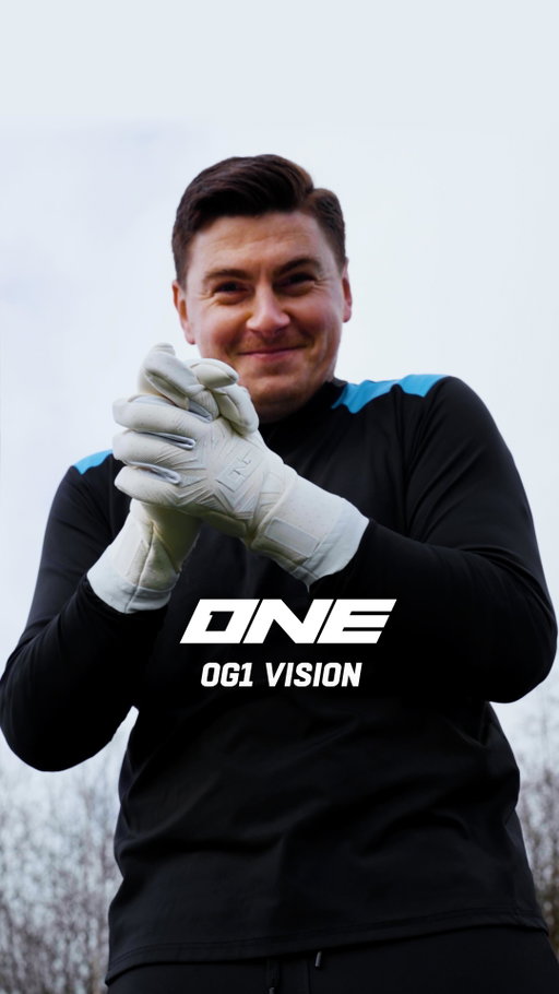 We all missed these 😍

🧤 @theonegloveco 
❤️ OG1 Vision 

.
.
.
#gk #goalkeeper #goalkeepergloves #gkunion #ad