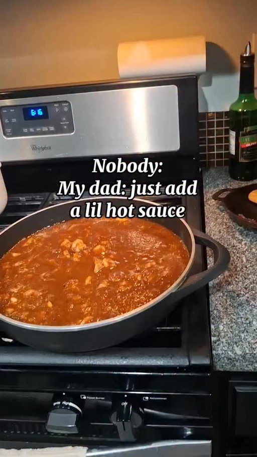 Dads first video he recorded himself making camarones a la diabla 🤣🤣👹👹🦐🦐