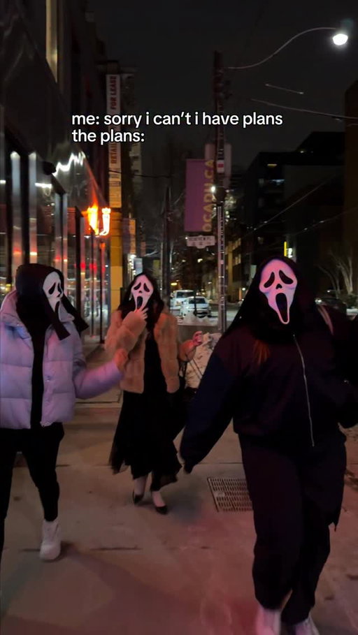 god forbid women have hobbies 

🔪🔪🔪

#scream #screammovie #ghostface #stumacher #horrorgirl