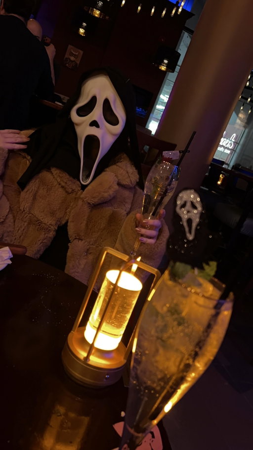 girls will be girls … 🔪😘 

#screammovie #scream7 #ghostface #girlsnightout