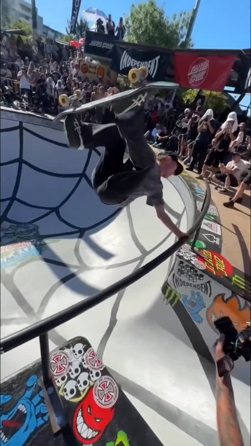 @belcobowljam @monsterenergy @independenttrucks Heavy revs