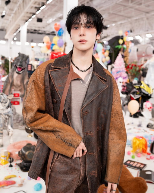 @yunou._.u, @sevdaliza, @daliwonga_sa, @riisa1018naka, @ly.as, @maligoshik, and @celeste.dalla.porta attended the #DieselFW26 Runway Show in Milan.

See more from the show at the link in bio.

#ForSuccessfulLiving