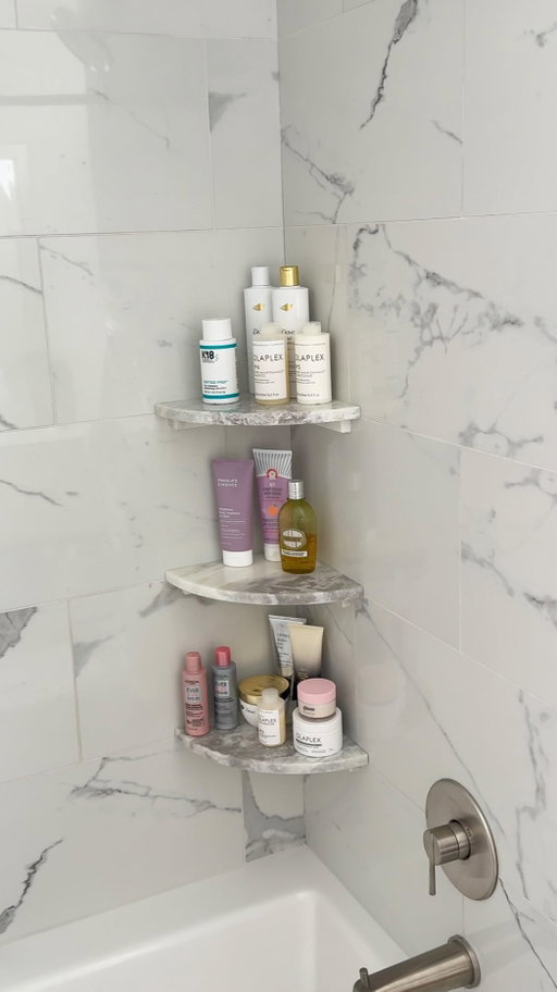 Amazon Bathroom Favorite 🚿🧴
Comment ‘shelves’ if you want the 🔗

I am obsessed with my new shower shelves. They come in multiple color options and theres no drilling needed🙌🏼

#amazonfinds #bathroom #amazon #home #asmr 
bathroom finds, aesthetic home, marble, satisfying reels, selfcare, amazon must haves, shower finds, organization, organized