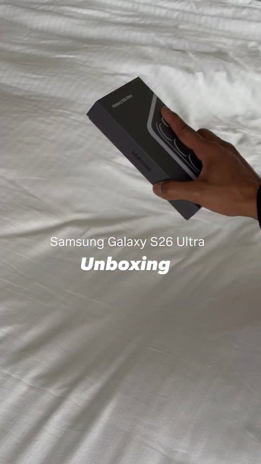 Samsung Galaxy S26 Ultra in Cobalt Violet Unboxing! ☔️ 

Who’s excited about this year’s launch for the Ultra Series phone from Samsung? 

#tech #techtok #samsung #android #unboxing