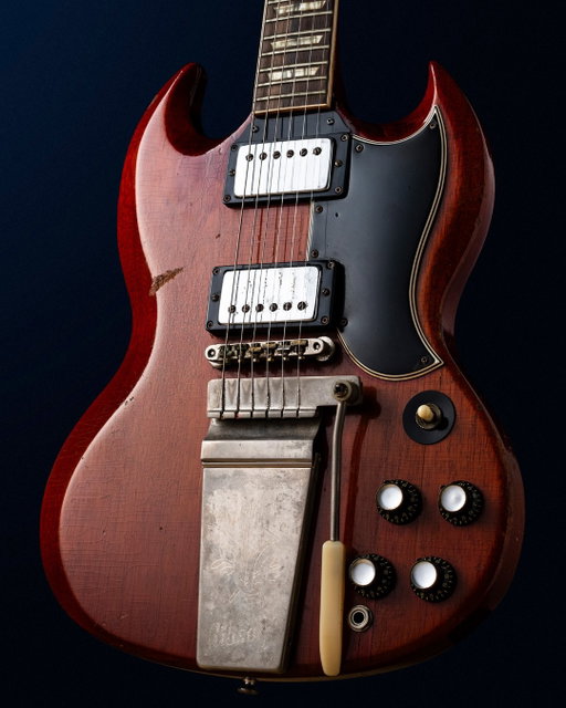One of the most iconic guitars in pop history is heading to auction.
 
George Harrison's 1964 Gibson SG, the instrument he played during The Beatles' creative peak from "Paperback Writer" to "Lady Madonna," goes under the hammer in March as part of the Christie's Jim Irsay Collection: Hall of Fame auction. From the band's final world tour to their psychedelic studio experiments at Abbey Road, this guitar was there.
 
Tap the link in our bio to read the full story, see stunning new photography, and explore the remarkable history behind this legendary instrument.