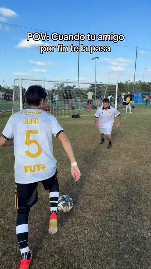 Por fin lo ha hecho😭🥹 @heri_gol.12 @jprumbo @criscasas98 @cristiantavaress_ @edwinmendozza @luisalcaraz._ #fypシ #parati #comedy #humor #futbol