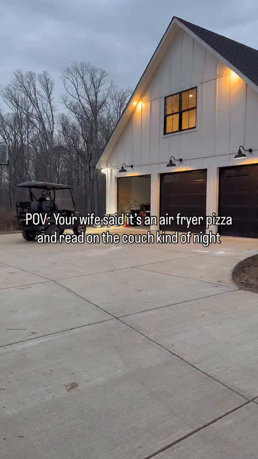 POV: Your wife said it’s an air fryer pizza and read on the couch kind of night #vlog #dayinthelife #cookingvlog #airfryerrecipes #lifestylevlog