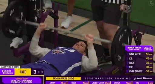 Proud of @barstool_tate for putting up 14 reps at the Barstool Combine #Fitness