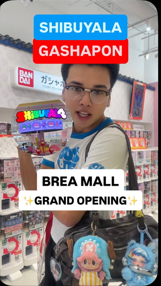 SO CUTE! So many capsule machines to choose from… I can’t stop shopping🥰✨ 
 
 
 
#orangecounty #socal #shopping #anime #toys