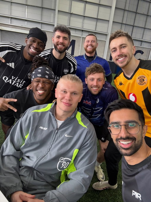 BRB, just cooking up a banger with @erling 

From FIFA in our bedrooms to footballing with legends 😮‍💨