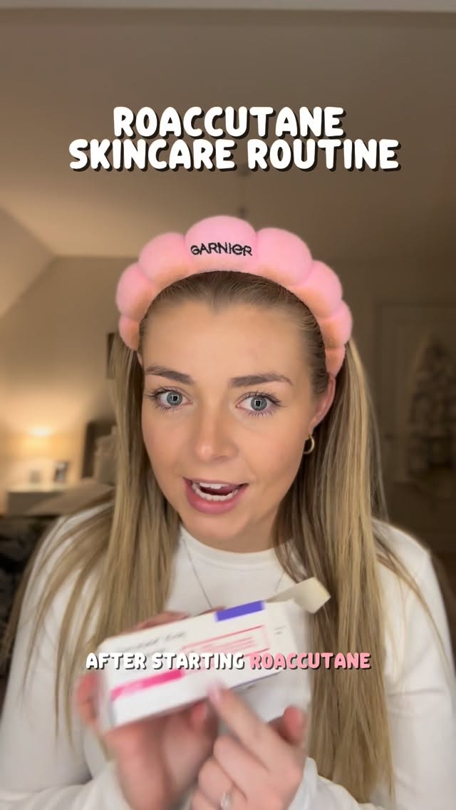 My updated skincare routine since starting roaccutane 🧖🏻‍♀️ hoping my skin doesn’t get too dry and that side effects are minimal 🤞🏼 #roaccutane @ceraveuki #skincare