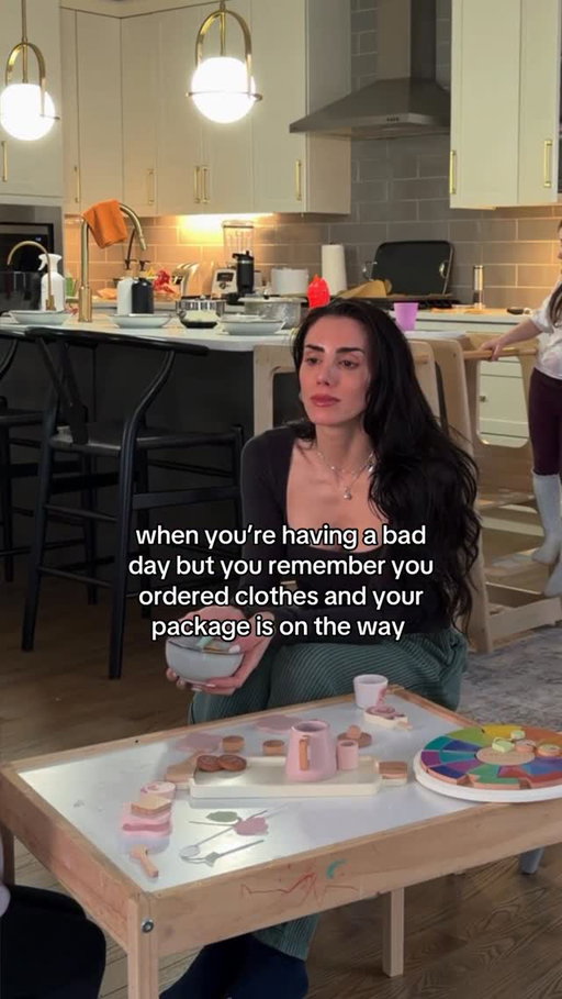 a little dopamine for my tired mom brain 😅

#momsofinstagram #millennialmom #momhumor