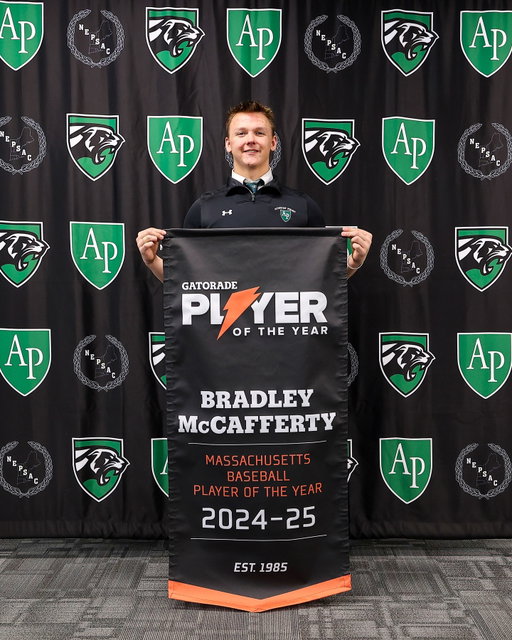 At today’s Community Meeting, University of Virginia bound catcher Bradley McCafferty ‘26 was presented with a banner recognizing his selection as the Massachusetts Gatorade Player of the Year for 2024-2025. It is the first time an Austin Prep student has received such an honor. Congratulations, Bradley! The 2026 season is up next!

@uva @uvabaseball #gohoos