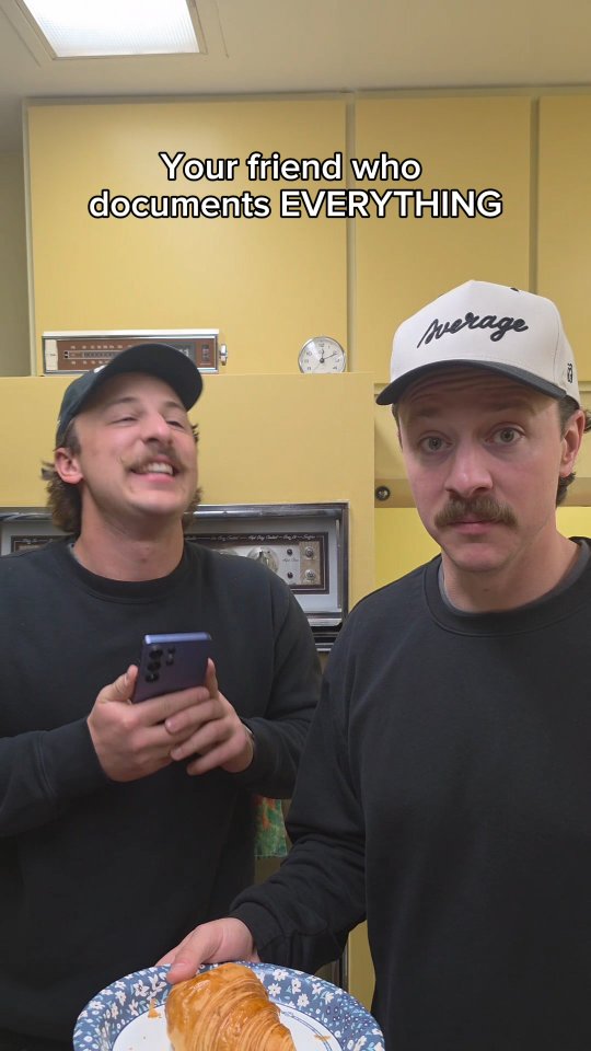 I don't blame him for documenting everything when he's got Photo assist on the new Galaxy S26 Ultra. Can your phone do that? Link in bio to pre-order now. #thepointerbrothers @samsungmobileusa #TeamGalaxy #SamsungPartner #GalaxyS26 Ultra 
#GalaxyAI