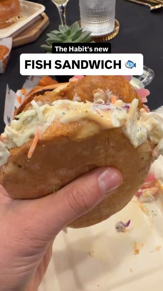 @bookofelie /w the new BAJA CRISPY FISH SANDWICH from @habitburgerandgrill! 

On the way to hunt for a bean and cheese burrito 🌯 me @latinotrojan and @skylerbellanger swung by a fun looking HABIT location in Los Angeles that was serving a few of their new menu items. The fish sandwich was casually one of the best quick service fish sandwiches I've laid my mouth buds on.

Other highlights include the cheesy street corn 🌽 tots 😮‍💨😭and their Blue Wave Shake made with natty pineapple and coconut flavors 🥥 🍍 😮‍💨

Also, was pleasantly surprised with their SIRLOIN 🥩 steak sandwiches I've laid, a chargrilled garlic herb marinated sirloin steak with white cheddar, BBQ sauce, caramelized onions and a garlic aioli on toasted sourdough 🤌🤌🤌 the wine 🍷 was from @pitfirepizza 

Where is your favorite fish sandwich out right now? LMK where we should go next 😮‍💨👇🏽👇🏽