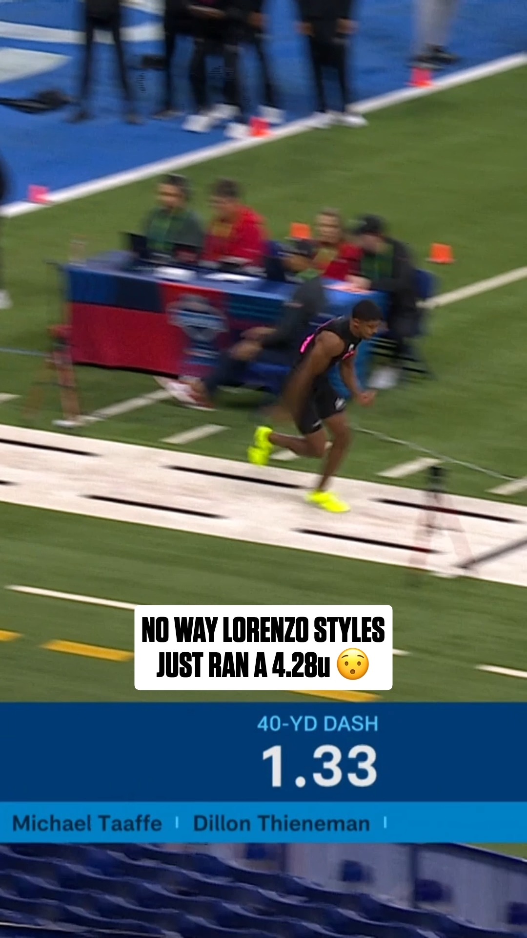 "take that lil bro" - @lorenzostyles_, probably 😤

2026 NFL Combine on @nflnetwork
Stream on @NFLPlus