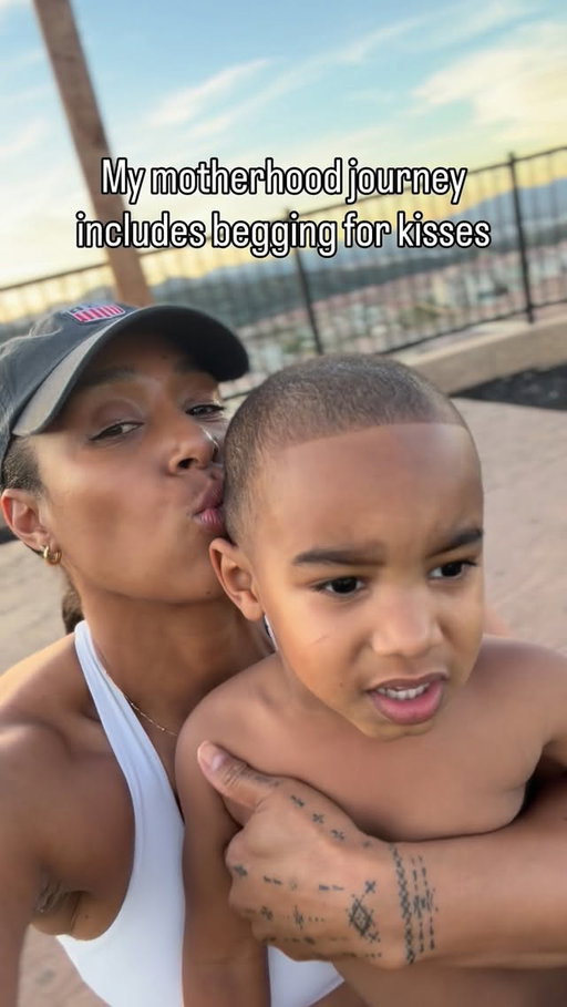 Some days I’m smothered in love, other days I’m begging for it 🥰😖