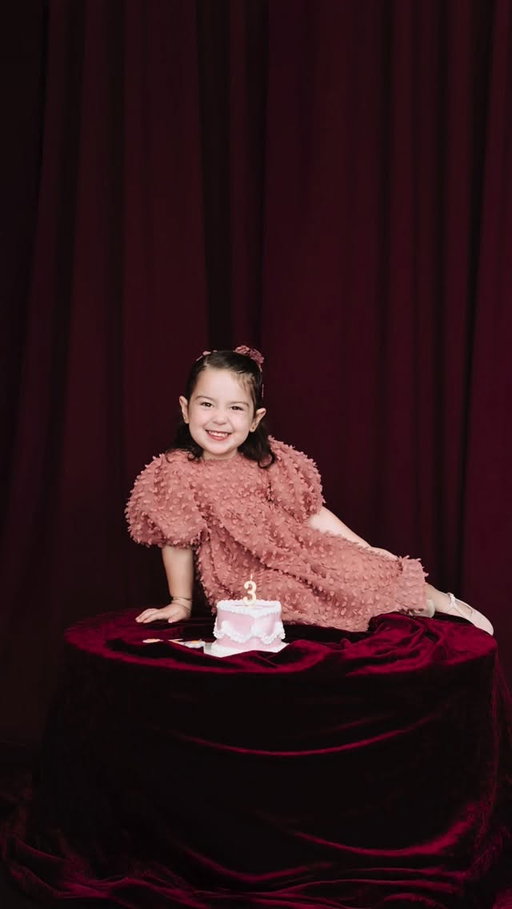 My little trooper turns 3! princesa te amamos, gracias por tantas sonrisas 🩷🩷