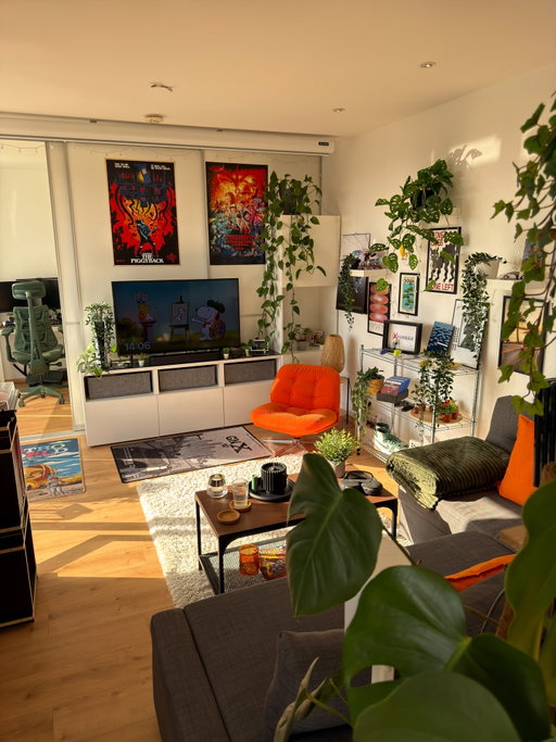 first warm days in my apartment

#roominspiration #apartment #homeinspo #interiordesign #moodlighting
