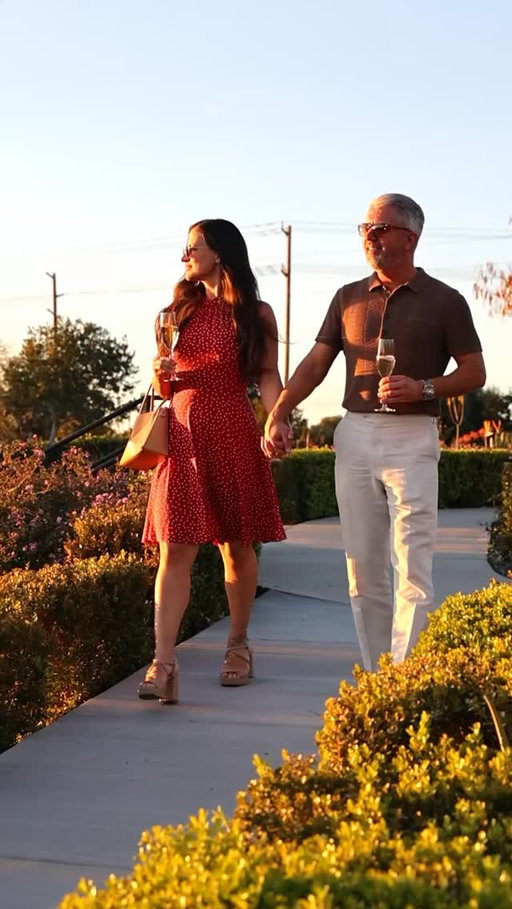 Golden hour hits different at Truffle Pig Winery. Savor sunset sips, vineyard views, and that perfect end-of-day glow that makes everything a little more magical. This is your sign to slow down, pour another glass, and stay awhile.

📸: @temeculalife