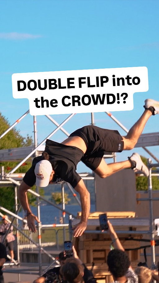@domtomato risked it ALL with this front 1.5 dive roll into the CROWD 🤯 @kingsoftheconcrete at @oslomovement 2025 was on another level 🔥
•
•
#parkour #freerunning #pkfr #frontflip #movement