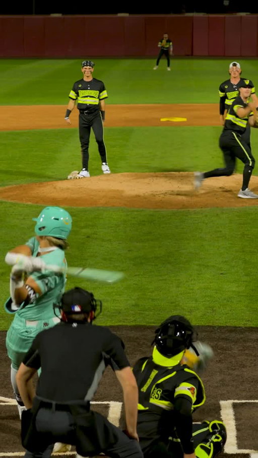 Comin’ in hot with the trick pitches 🔥🤩

#firefighters #bananaball #trickpitch #mlb #baseballseason