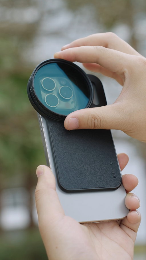 Turn your iPhone into a CINEMA camera with ONE snap 67mm filters on a phone.👉NEEWER FH-03
#neewer #PhonePhotography #MagSafe #filmmaking #ndfilter #shotonphone