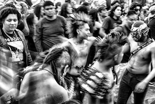 ‘Punks not dead’ long live ‘El Chopo’ .
If there is one place I love to visit in Mexico City it’s the Punk Rock market every Saturday.
Mexico is alive.
Captured on my Leica M11 Monochrome @leica_camera @leicastoreny .
#elchopo #mexicocity #punk #leicam11monochrome #leica