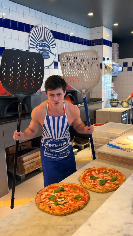 The last one was really impossible! 

#italian #pizza