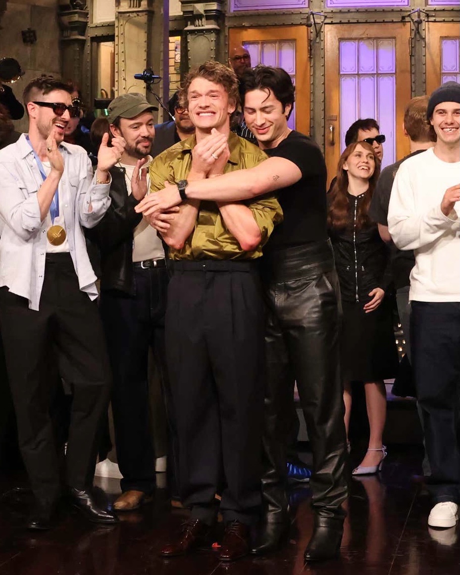 Things we love to see: Hudson Williams supporting Connor Storrie on SNL 👏