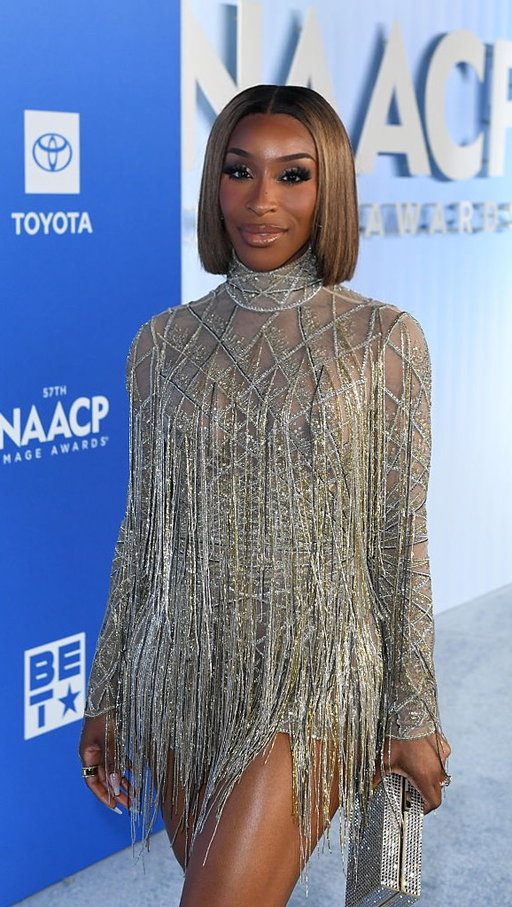 shining like a starrrr at the @naacpimageawards wearing @tonywardcouture ✨