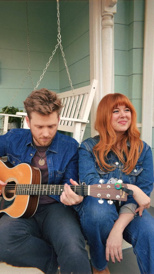 I adore this song and @kenpomeroymusic’s album, Cruel Joke. It’s been on repeat since I found it. It was a whole lot of fun to give it a go with my buddy @tabigwood. 

Should we do more of these vids? Maybe do like a porch sessions thing? F around and invite more friends??? Lmk hotties. 

Song: Coyote by Ken Pomeroy and @johnmoreland 💞

#twang #countrymusic #folkmusic #music #knoxville #tennessee
