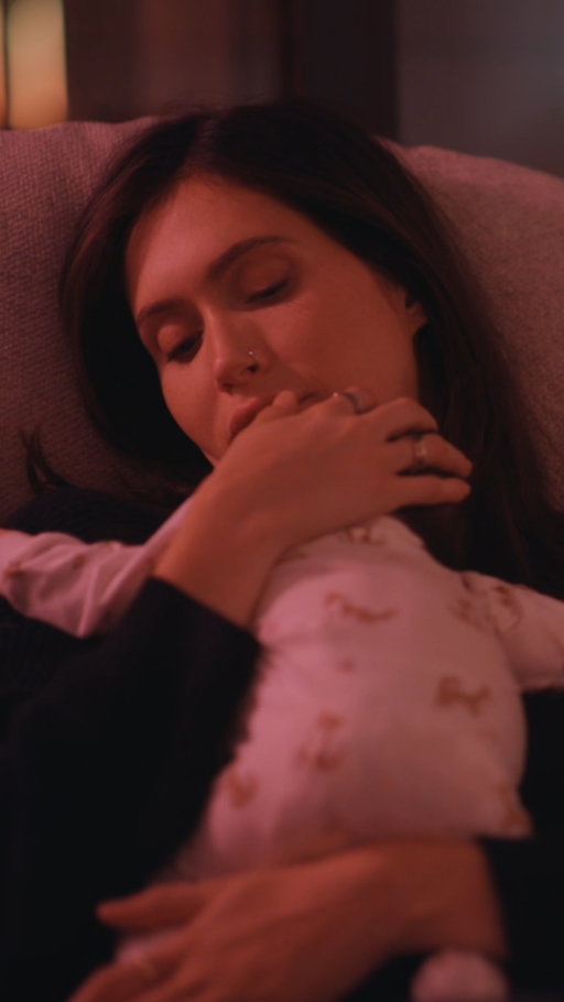 Le temps file… et tranquillement, il nous transforme. 🥹

-
LYSANDRE + CLAUDE
À voir dès maintenant sur @cravecanadafr