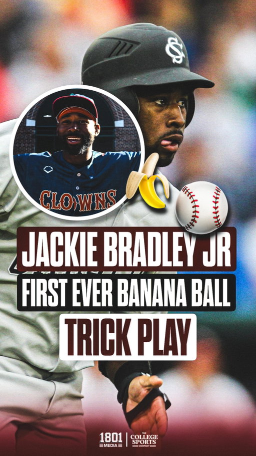 WHAT A CRAZY TRICK PLAY FROM @jackiebradleyjr IN HIS BANANA BALL DEBUT👀😮
•
•
•
•
#SpursUp #Gamecocks #SpursUp🤙 #USC #SouthCarolina