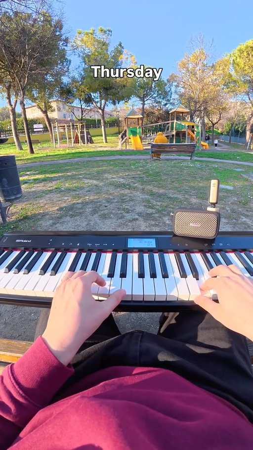 With @positivegrid Go Spark amp I can play anywhere 😍🇮🇹