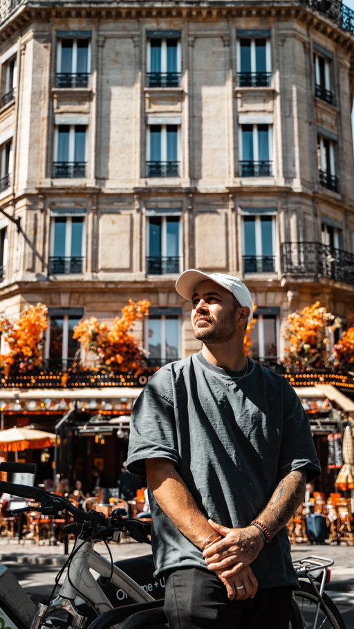 Qui a déjà investi chez eux ? 🤣
Humour bien sûr l’URSSAF on vous aime 🤍
Mais je me dis qu’avec tout ce que j’ai investi chez vous depuis plus de 20 ans d’image il y a sûrement un bureau ou un espace coworking qu’on pourrait utiliser 🙌🏻

#entrepreneur #humour #seconddegres