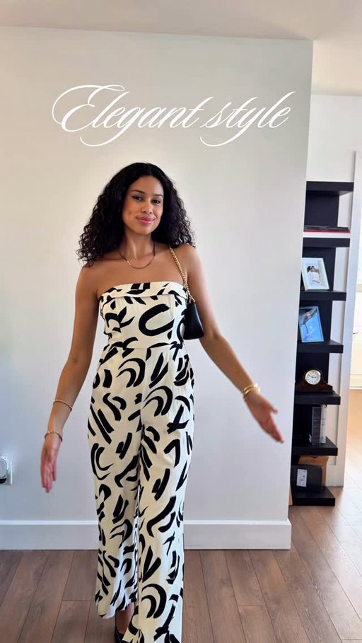 Dress from @winners 
Bag @coach
Heels @aldo_shoes 

#ootd #outfitoftheday #classyoutfit #elegantwear